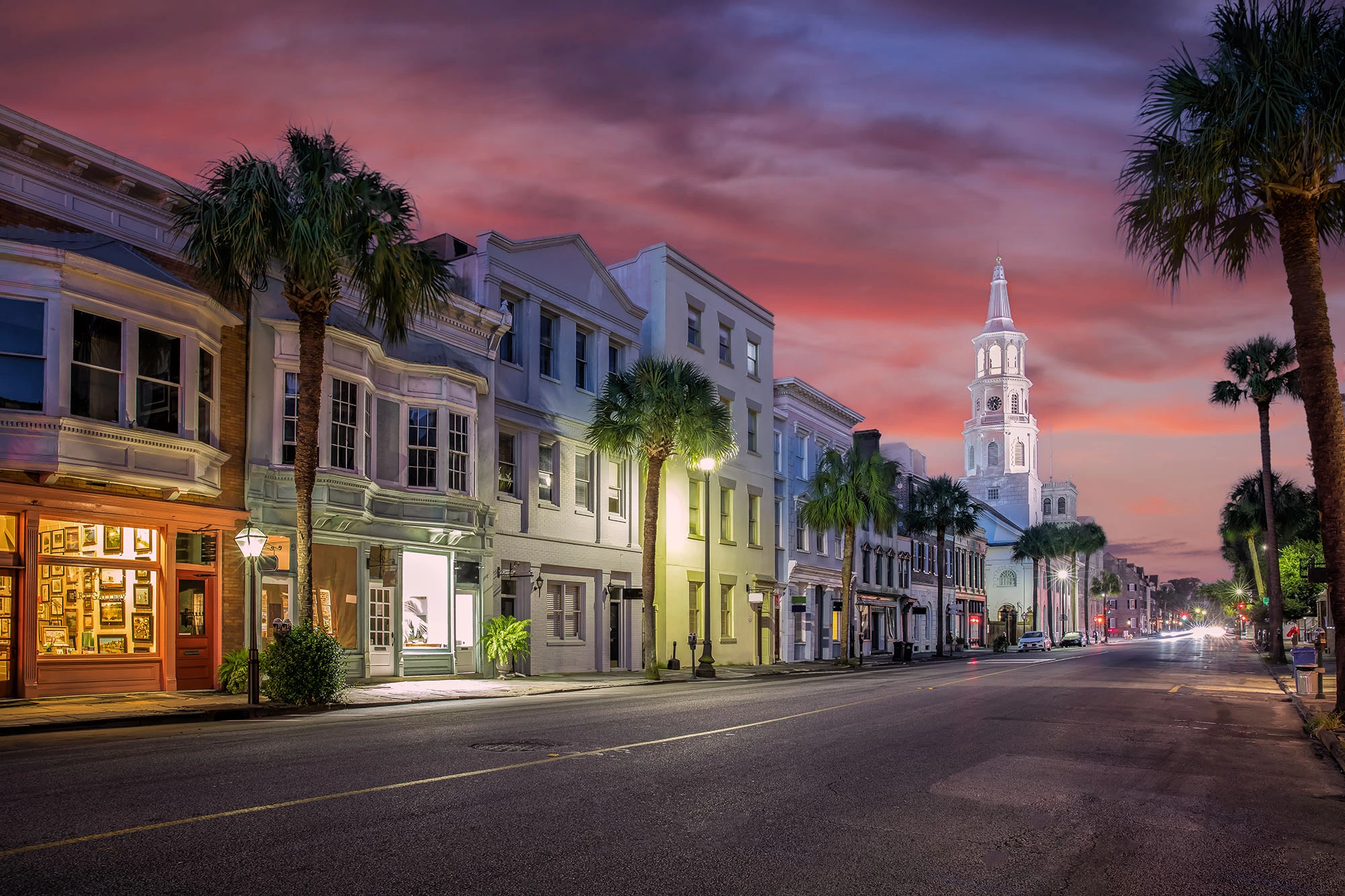 Downtown Charleston, SC street