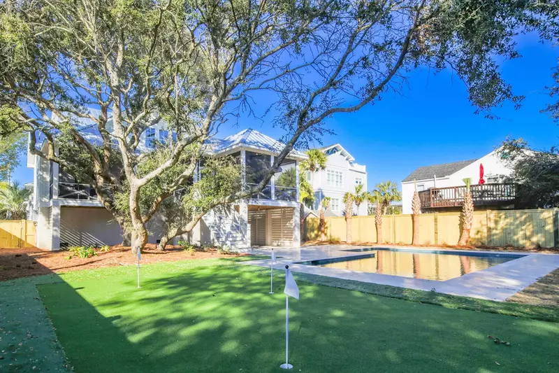 Your big kids and little kids will love practicing their swing on the putting green.