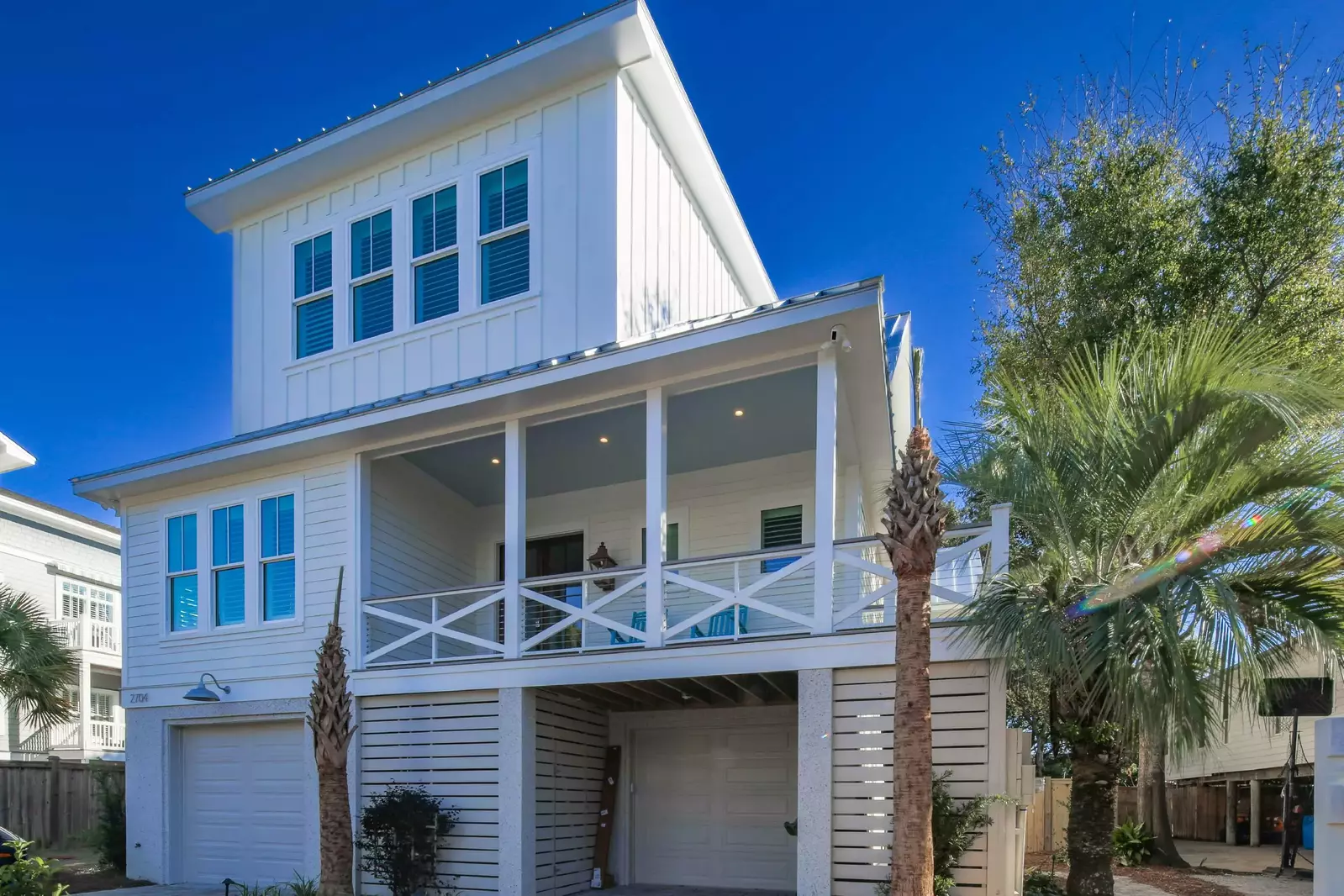 We'd love to host your family's next beach getaway at Sparkling Sea!
