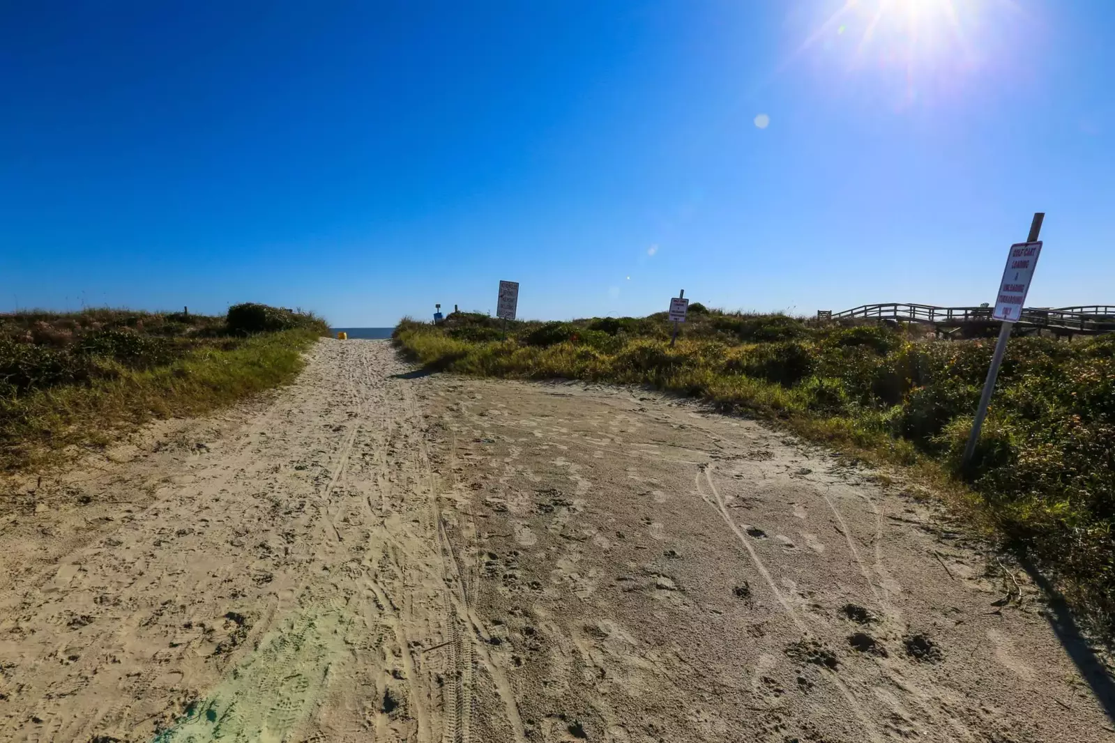 The beach is an easy-breezy, 6 minute walk from The Blue Oyster.