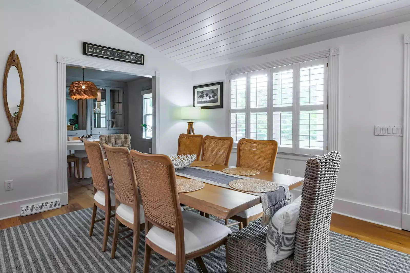 The dining area flows into the breakfast nook.