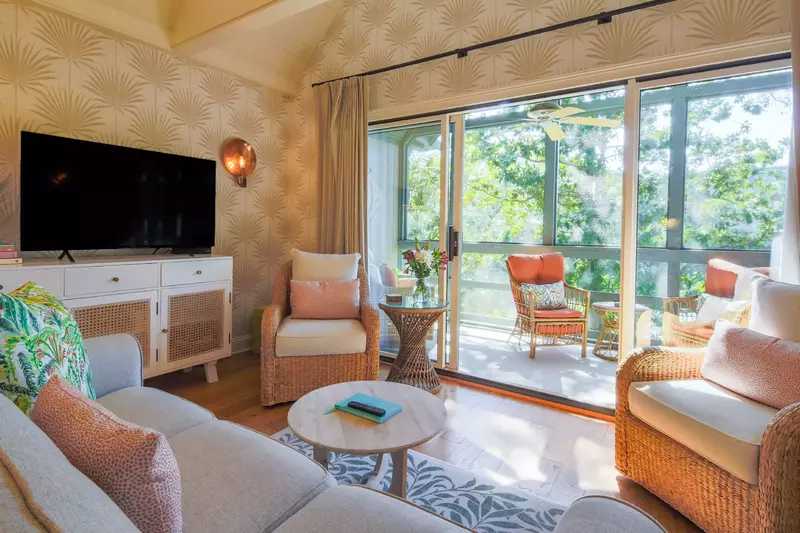 Welcome to Palm Bungalow!