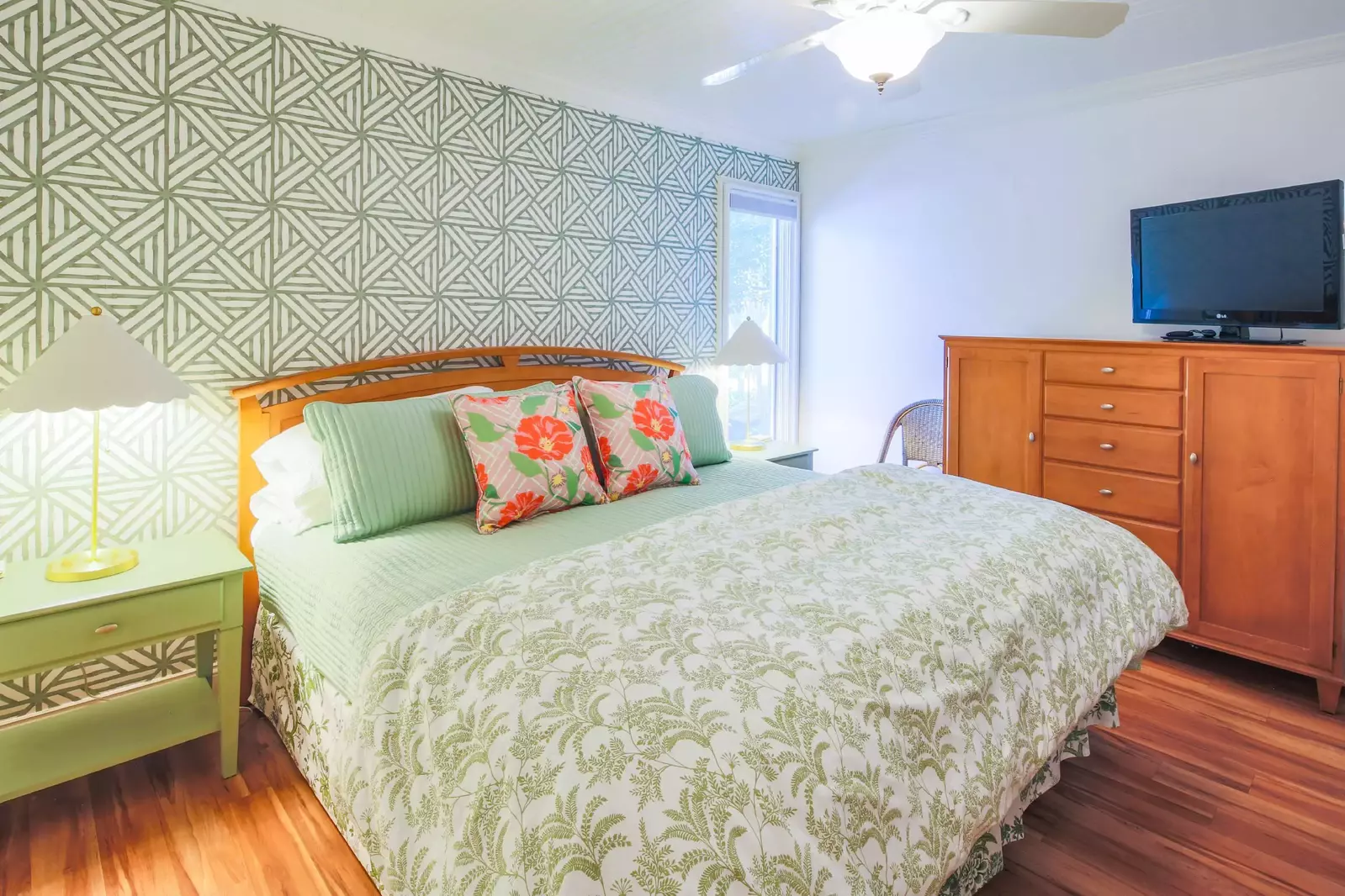 Palm Bungalow