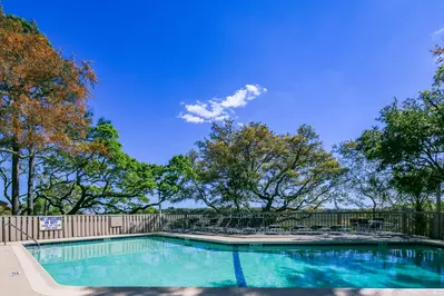 Guests of Creek Watch may access the Creek Watch community pool.