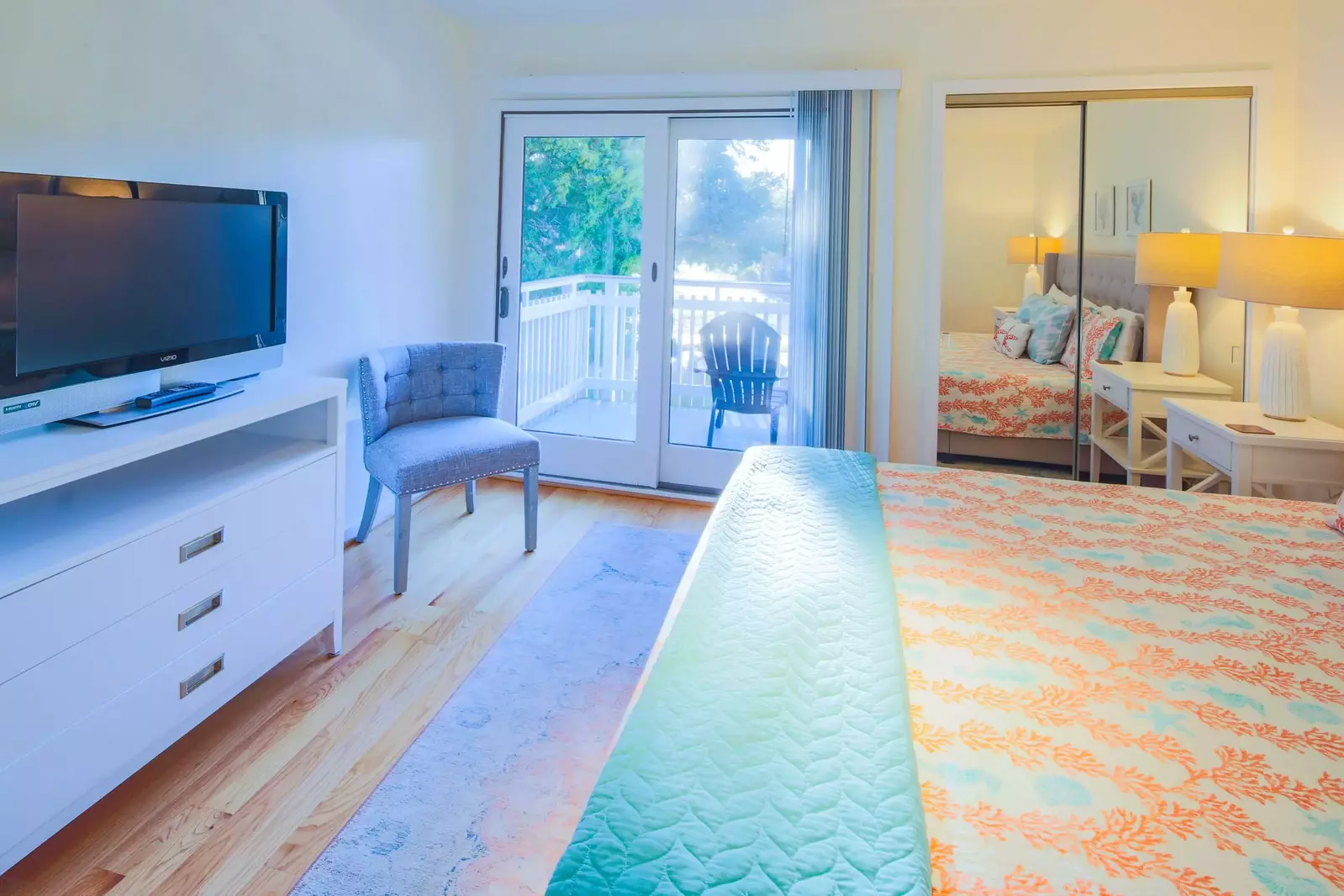 The guest suite also features a dresser, cable TV, chair and closet.