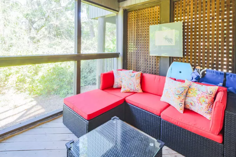 This is a terrific spot to enjoy your morning coffee!