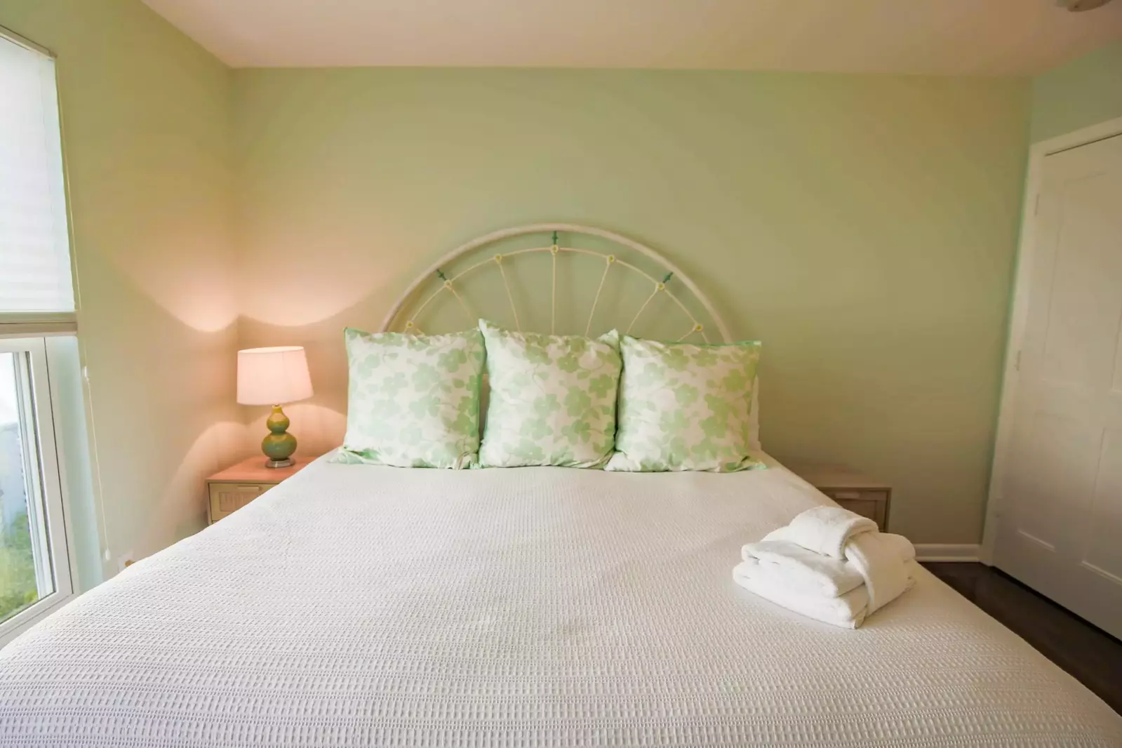 Each of the beds will be made in advance of your arrival with freshly laundered sheets.