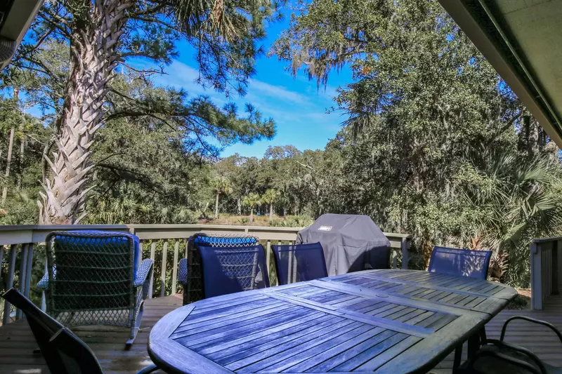 The outdoor dining table seats 6.