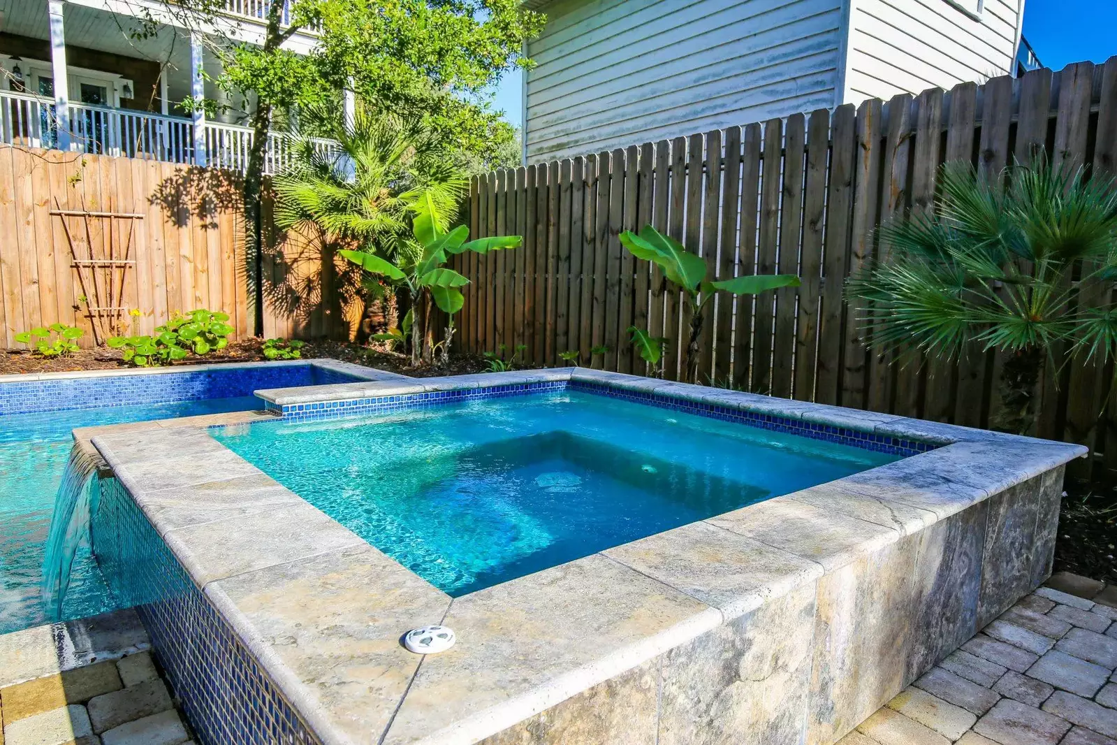 The hot tub and the pool can be heated for an additional fee.