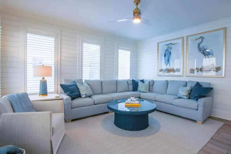 Welcome to Captain's Quarters!