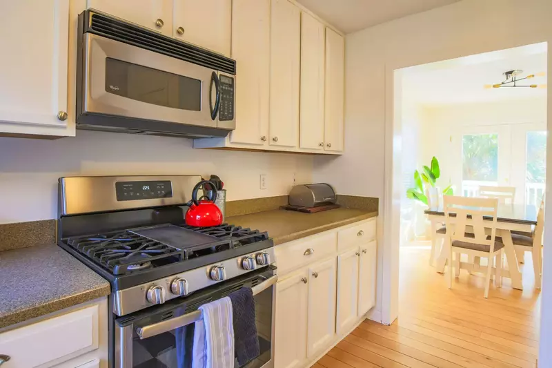There's plenty of room in this spacious kitchen to prepare your family's meals.