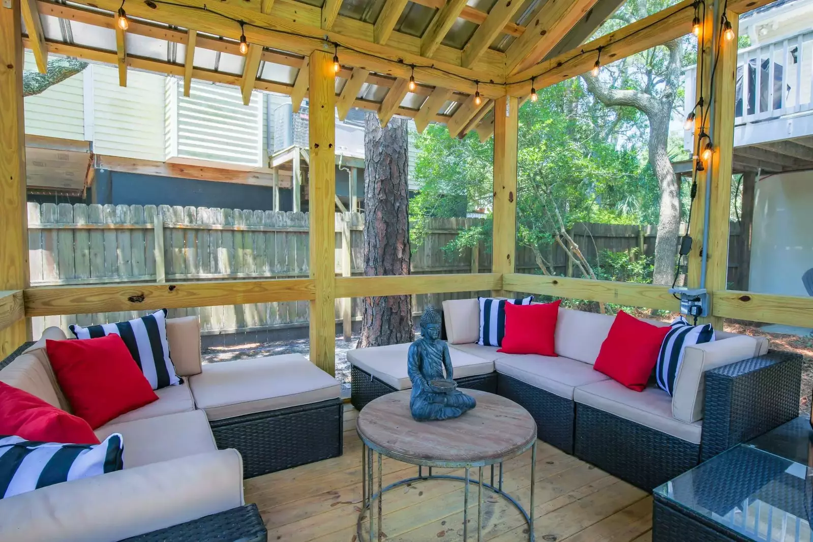This is the perfect spot for your morning coffee, an afternoon nap or your favorite evening beverage.