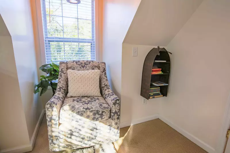 This is the perfect reading nook!