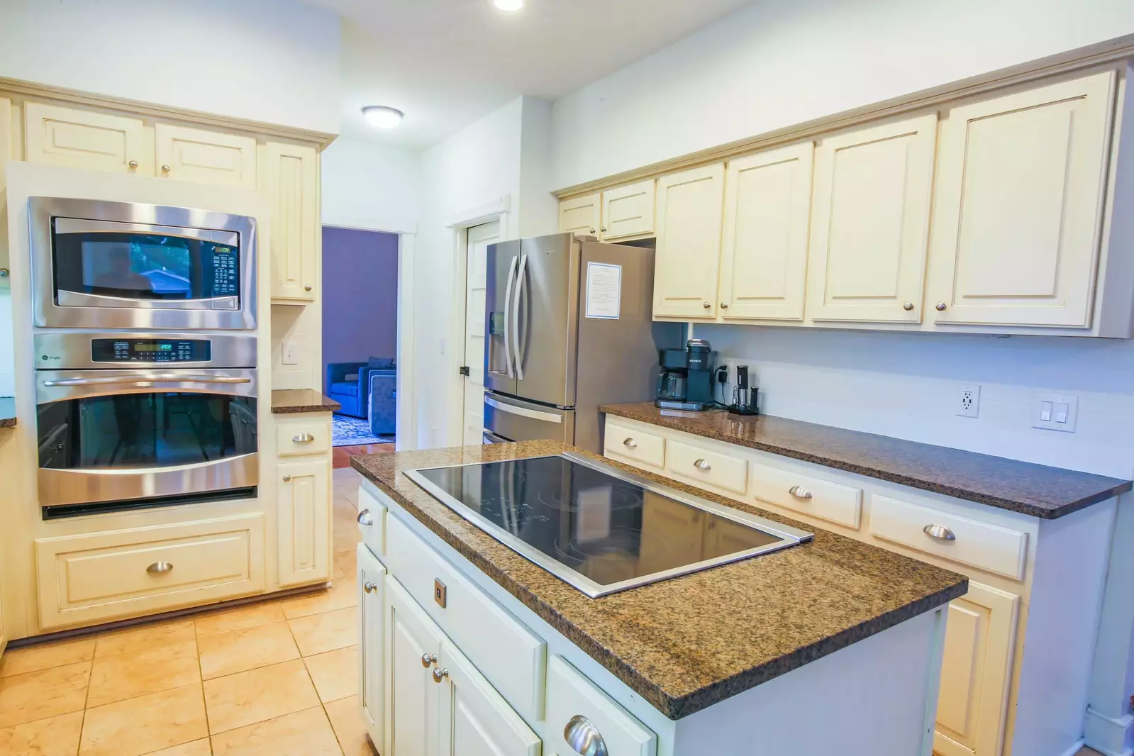 There's plenty of room in this spacious kitchen to prepare your family's meals.