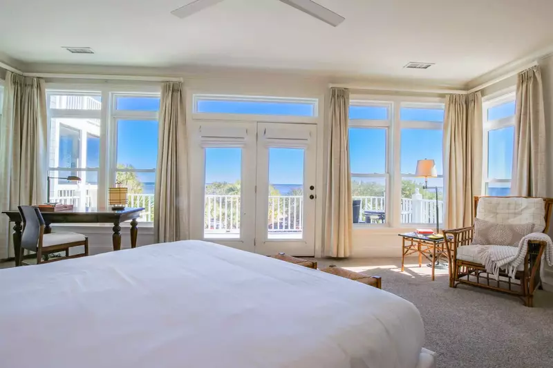 The Sea Sponge master suite boasts spectacular ocean views and lovely natural light.