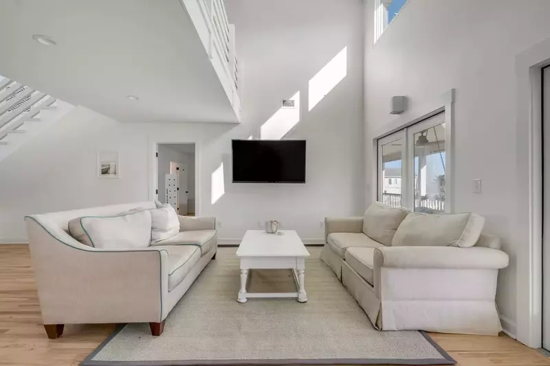 The Penthouse is newly renovated with new hardwood floors, furniture, bathrooms, staircase and paint.