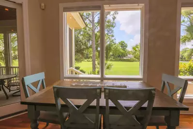 You can dine all together or have a separate kids' table and adults' table!