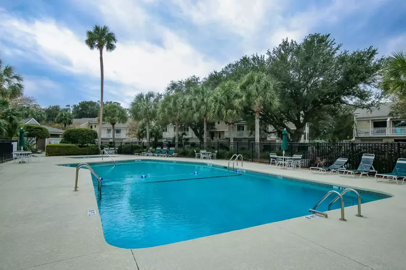 Endless Summer guests are welcome to use the Fairway Dunes community pool!
