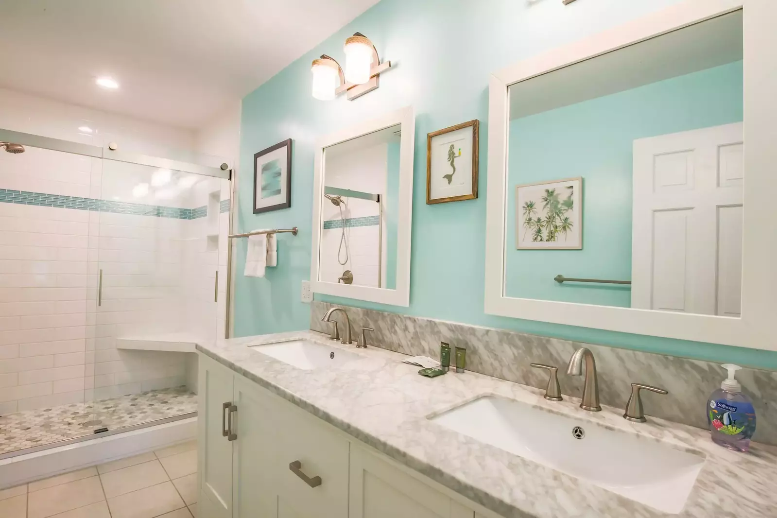 The master bedroom has a beautiful en suite bathroom.