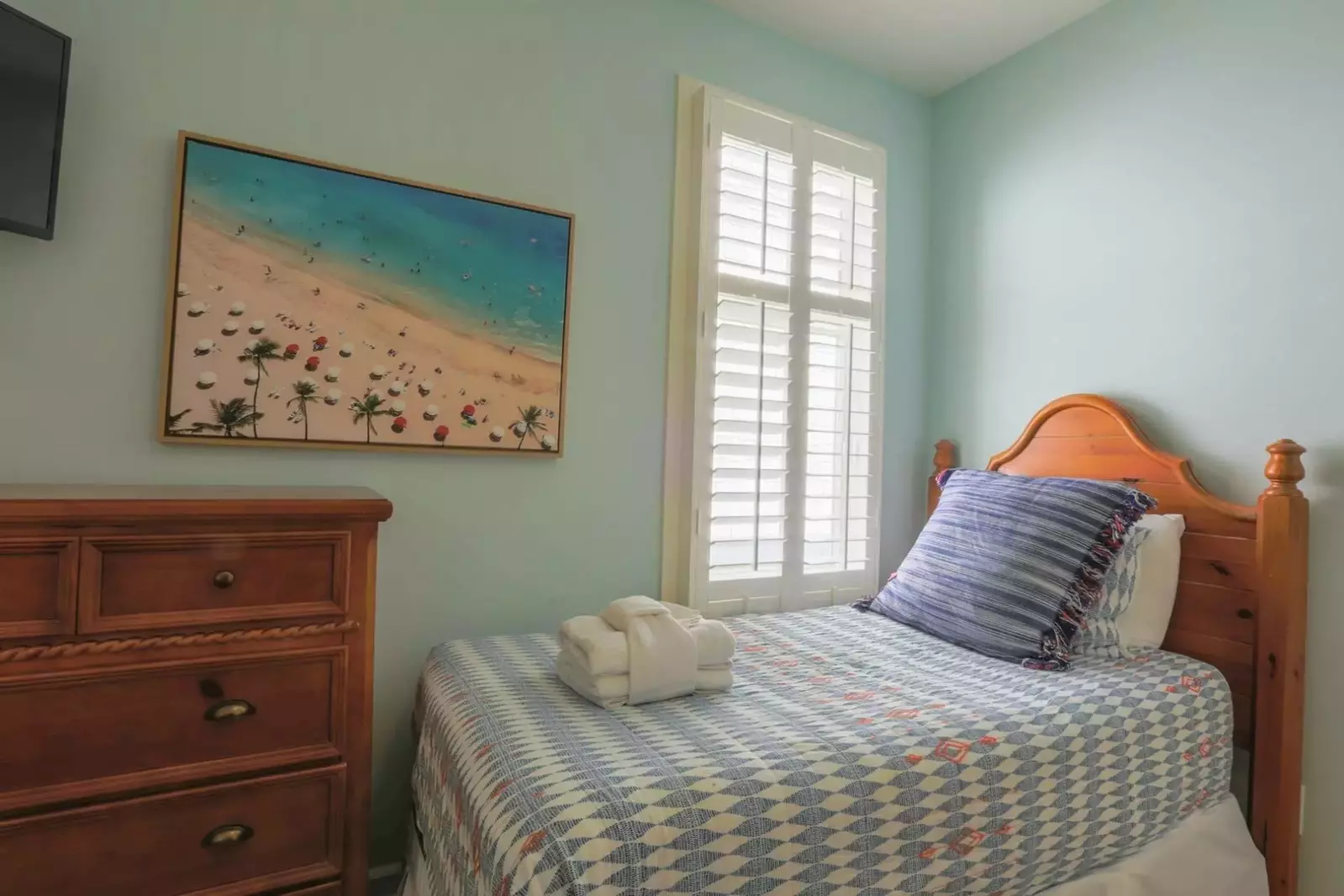 This room is perfect for your kids!