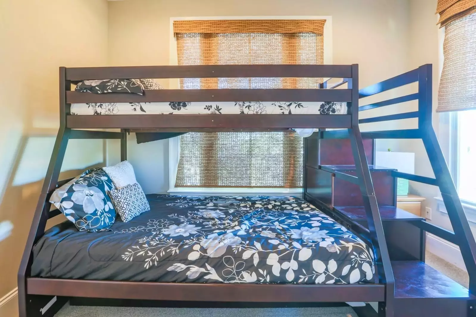 Your kids will love our bunk bedroom, which has a twin bed over a full bed.