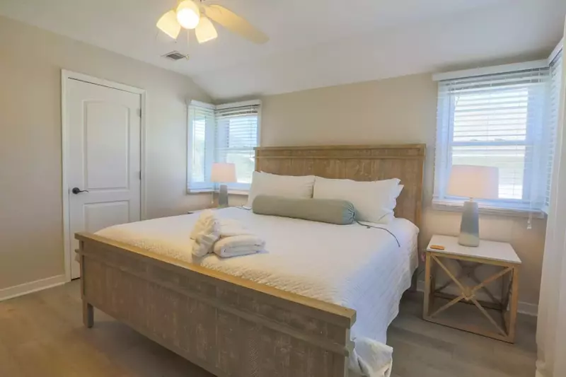 Each of the beds are made in advance of your arrival with freshly laundered sheets.