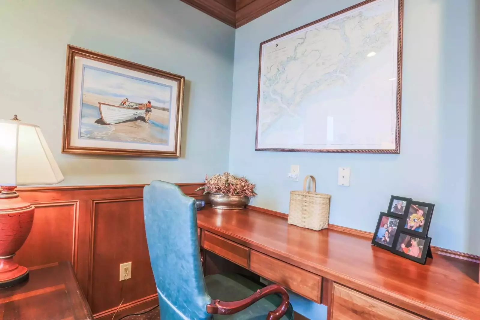 There is also a desk and workstation available for your use in the den.