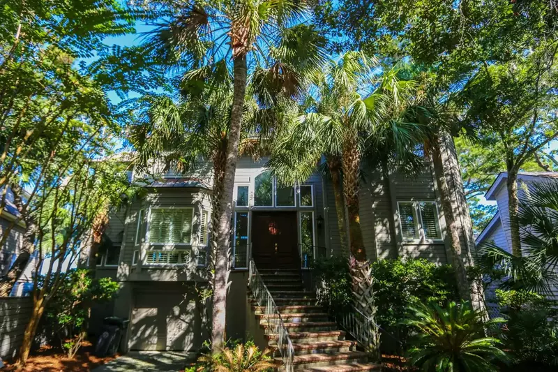 We'd love to host your family's next visit to Kiawah Island at Marsh Vista!