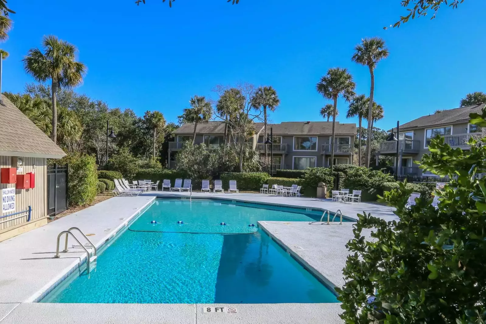 Guests are welcome to use the Lagoon Villa community pool.