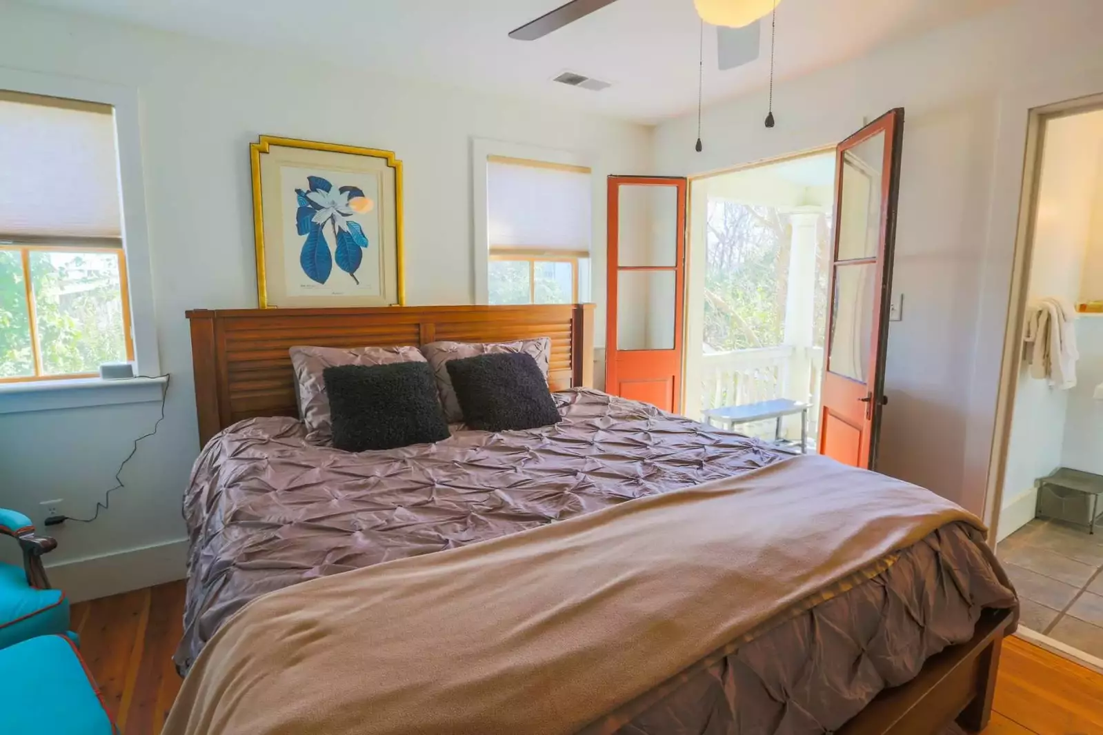 The king bedroom also features an en suite bathroom and a private piazza.