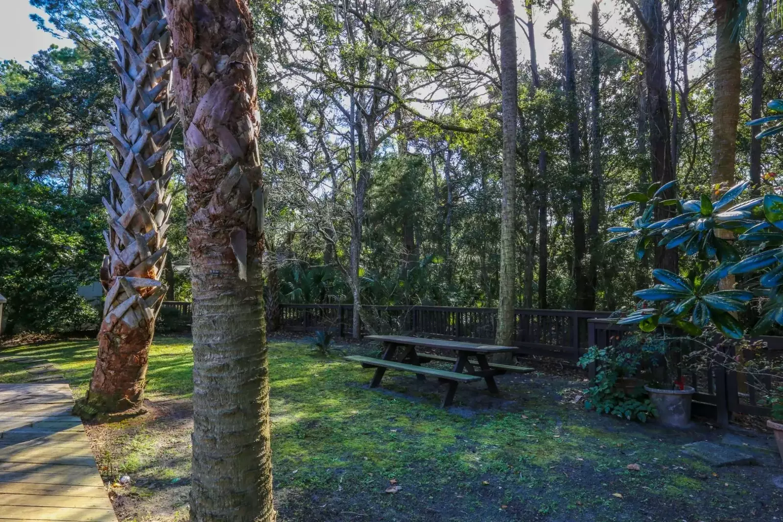 There's a picnic table in the yard too.