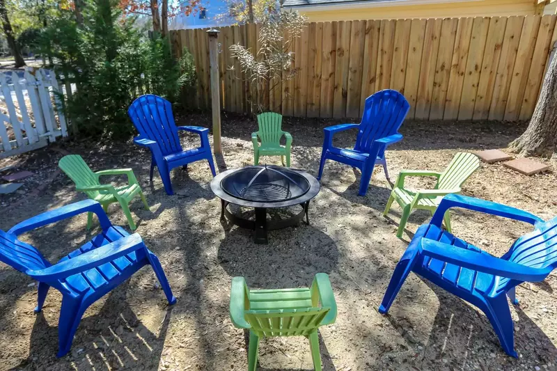 S'mores anyone?  Guests of Falling Moss are welcome to use the fire pit in the home's fenced backyard.