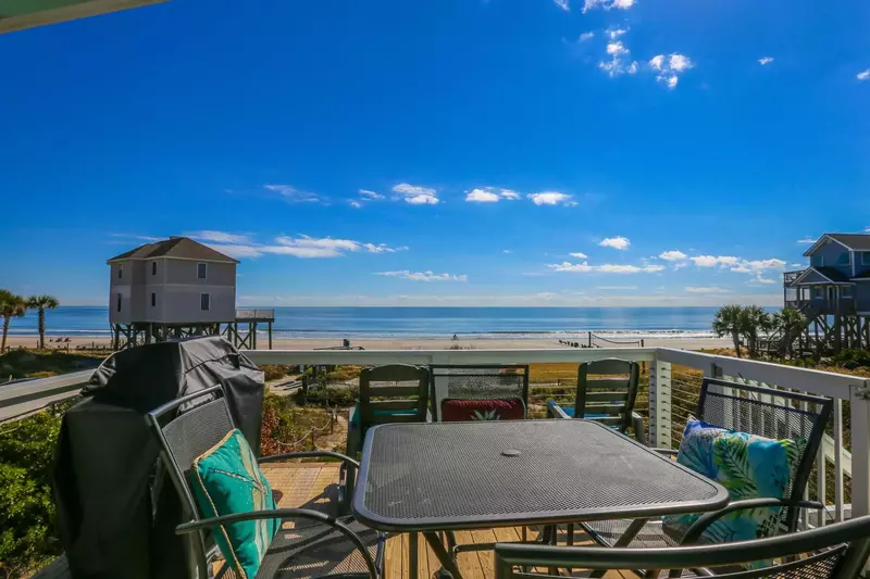 Enjoy the sea breezes, sounds of crashing waves & warm sunlight on our sundeck.