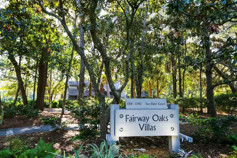 Sea La Vie is located within Kiawah Island's Fairway Oaks Villas.