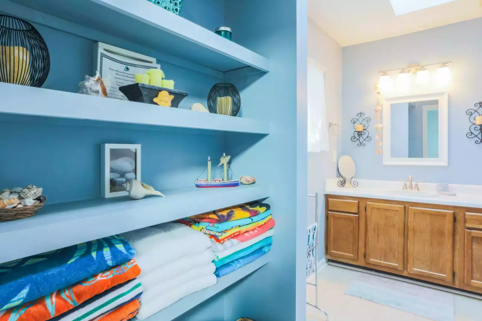 The master bedroom has its own en suite bathroom.