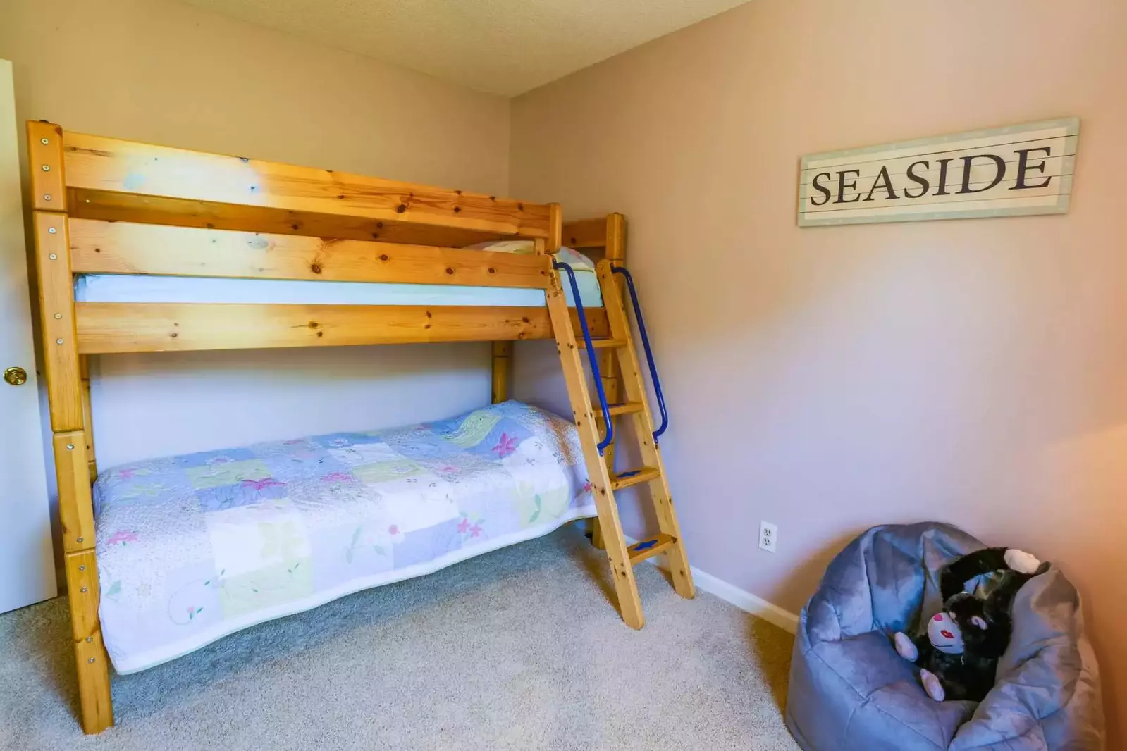Your kids will love the bunkbeds in this guest bedroom!