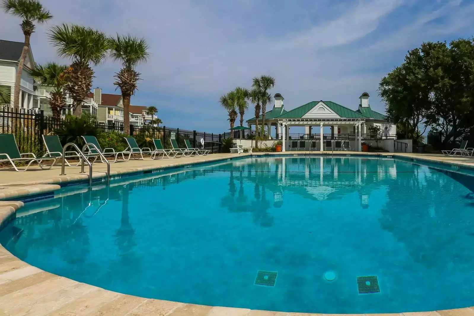 Guests of Opal House are welcome to use the Ocean Point community pool & cabana.