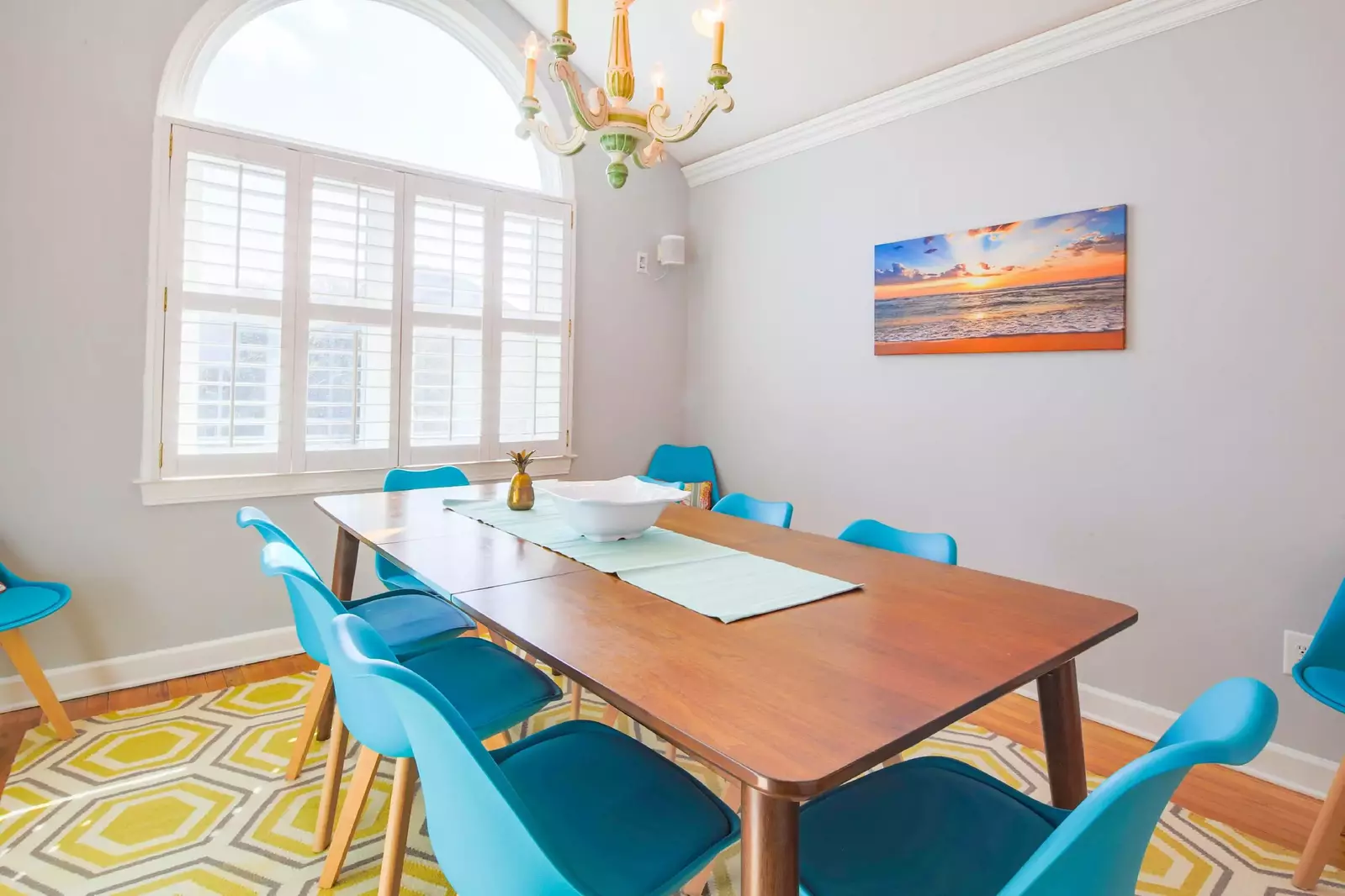 The dining table seats up to 10 people.