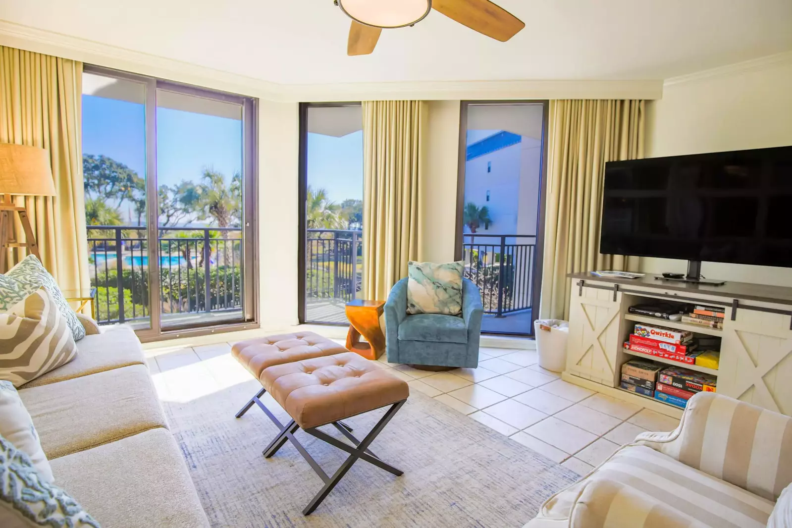 The views of the ocean, pool and Palmetto trees from the living room will immediately soothe & relax you.