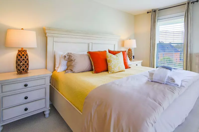 This third floor master suite, like all the other Coastal Chic bedrooms, has a cable TV.
