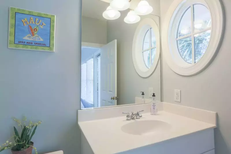 This is the en suite bathroom for the bedroom with two twin beds.