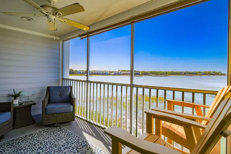 Come and enjoy some sweet downtime on our screened patio!