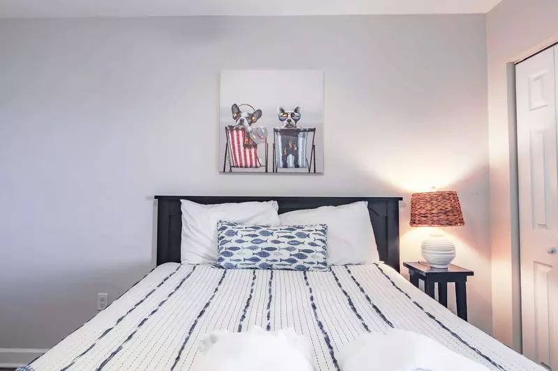 Each of the beds will be made in advance of your arrival with freshly laundered sheets.