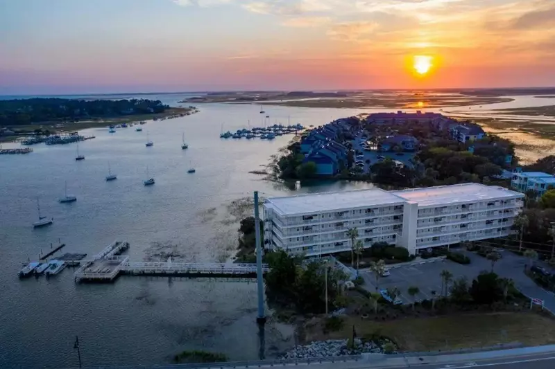 We'd love to host your family's next visit to Folly Beach at Hello Sunshine!