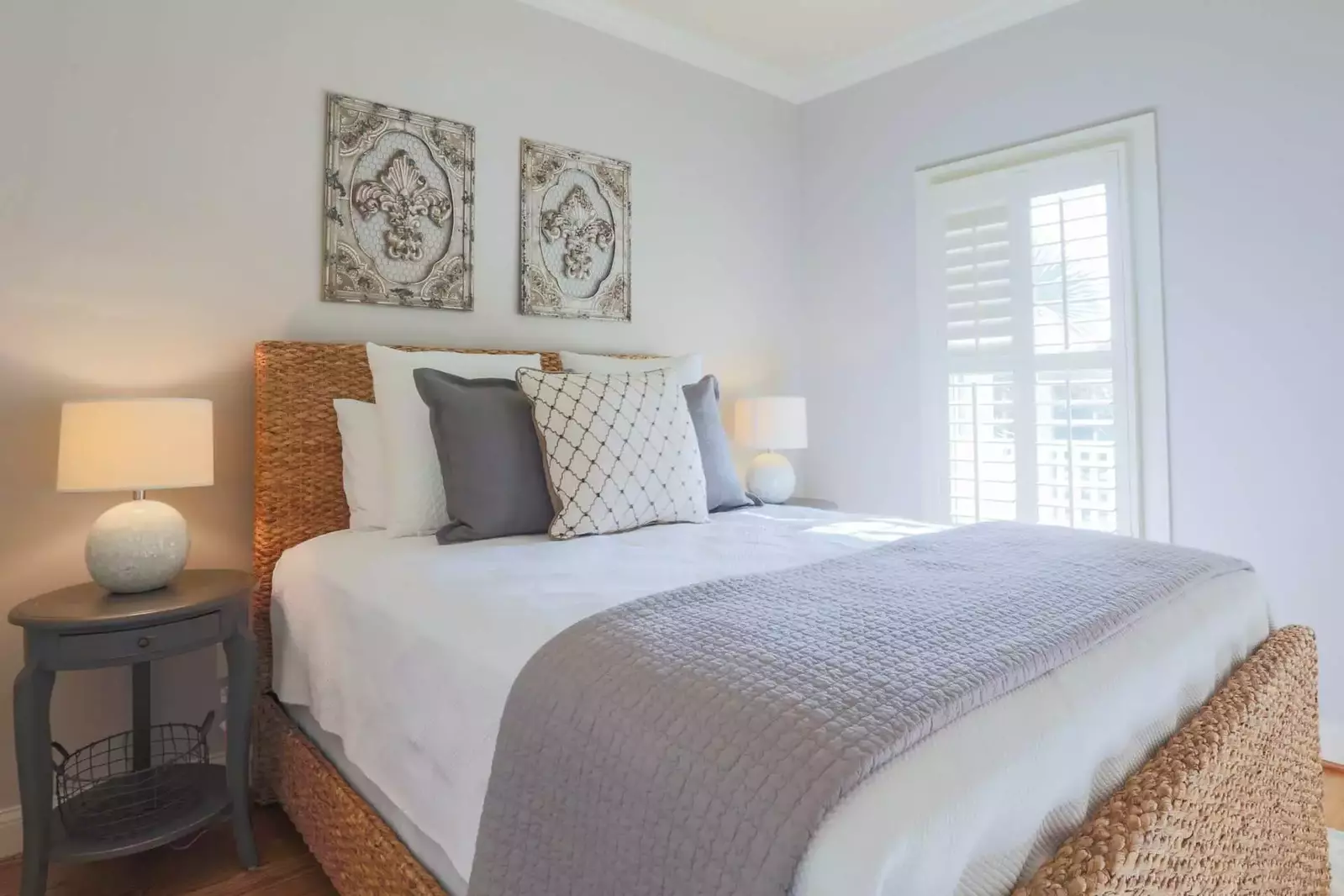 All the beds in the home are made in advance of your arrival with freshly laundered sheets.