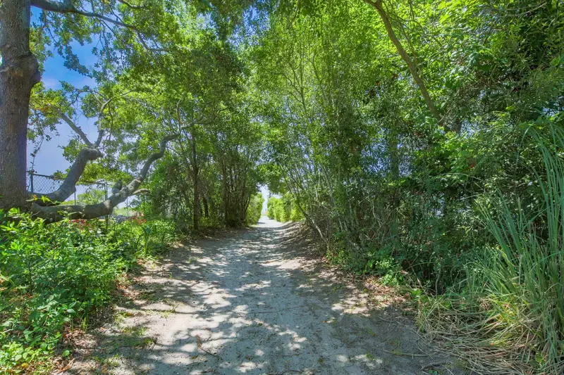 We'd love to host your family's next beach getaway at Rainbow Row!