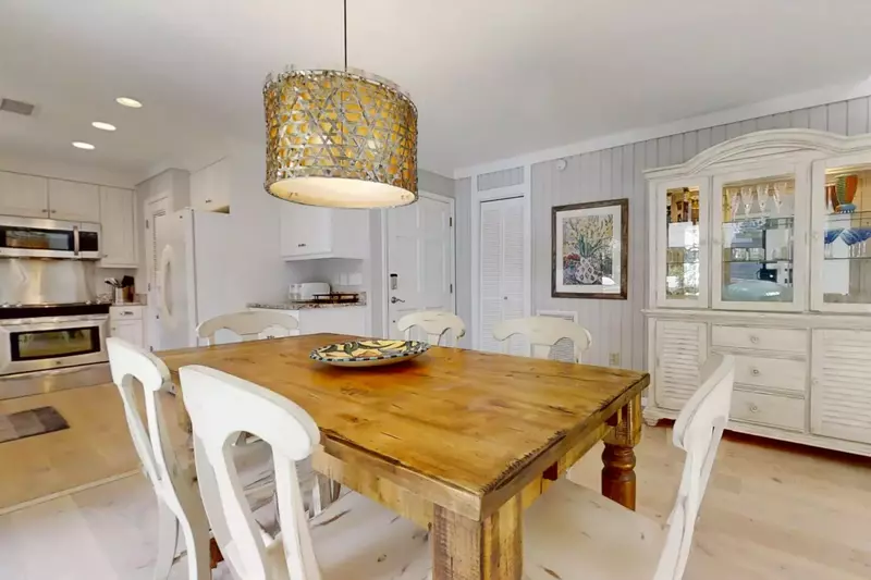 Oceanwoods Cottage