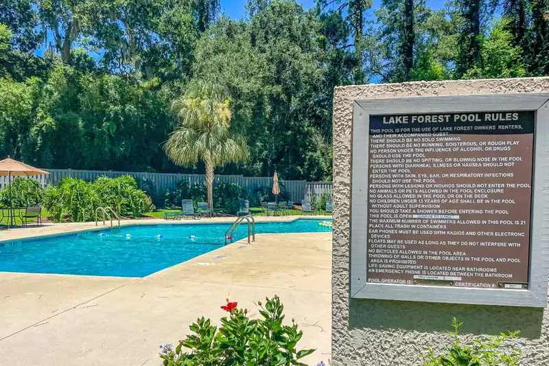 The Lake Forest community pool features a spacious sundeck.