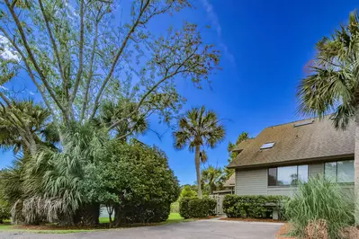 Golf, Sea & Sunshine is an end unit villa that is located adjacent to the tennis courts.