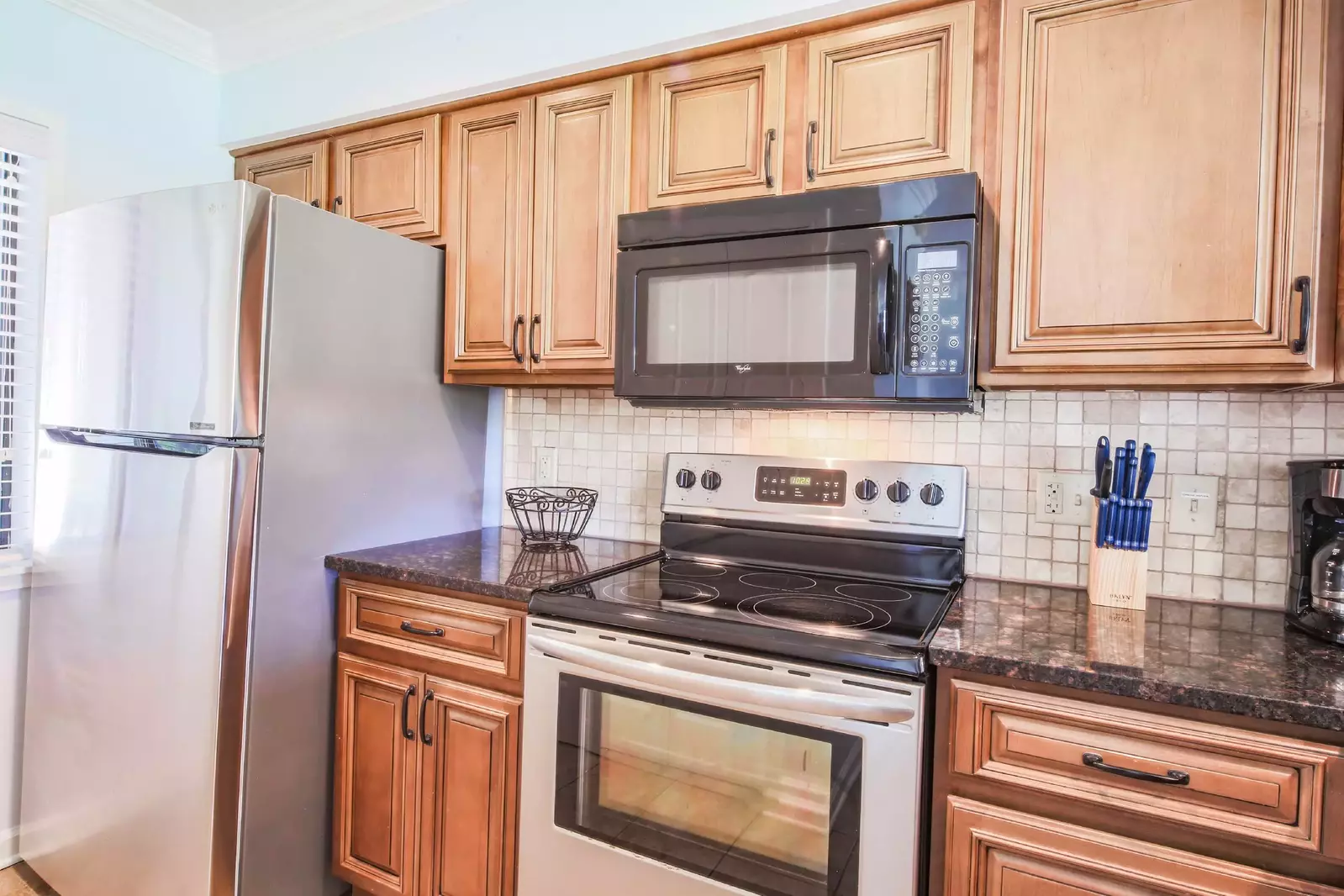 There's plenty of room to prepare your family's meals within the spacious kitchen.